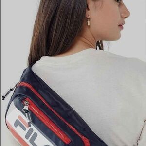 Fila 2 Pocket Zipper Waist Bag Fanny Pack Lightweight Blue White Red NWT